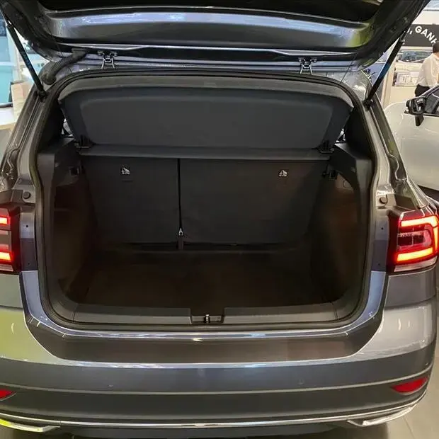 Volkswagen T-CROSS 1.0 200 TSI TOTAL FLEX COMFORTLINE AUTOMÁTICO