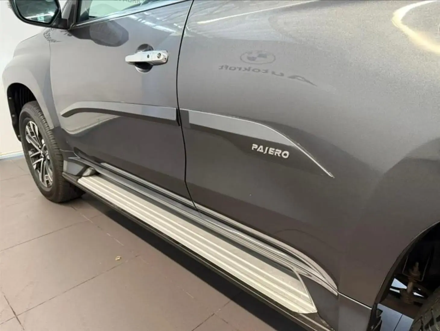 galeria PAJERO SPORT