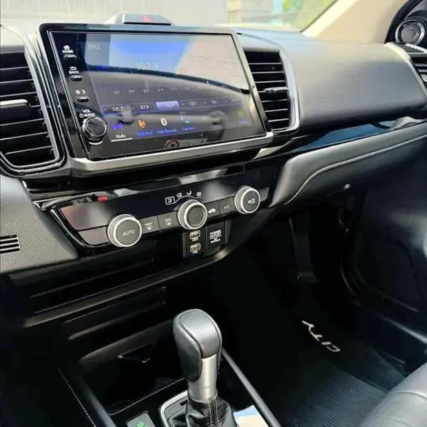 Honda CITY 1.5 i-VTEC FLEX HATCH TOURING CVT