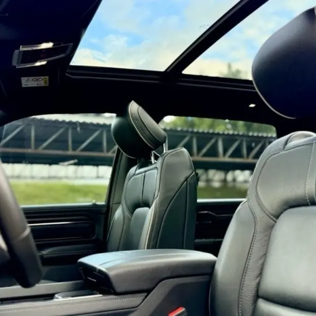 Ram 1500 5.7 V8 GASOLINA LIMITED NIGHT EDITION CD 4X4 AUTOMÁTICO