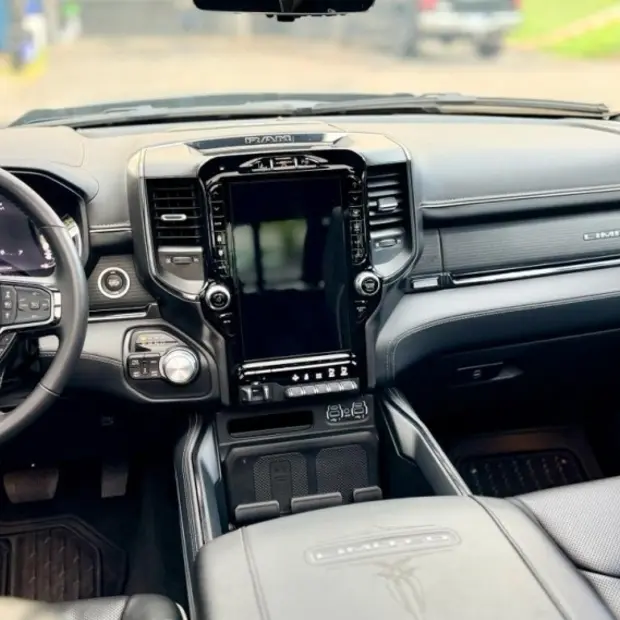 Ram 1500 5.7 V8 GASOLINA LIMITED NIGHT EDITION CD 4X4 AUTOMÁTICO