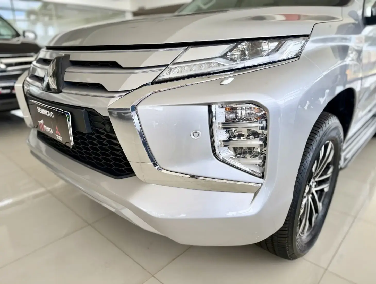 galeria PAJERO SPORT