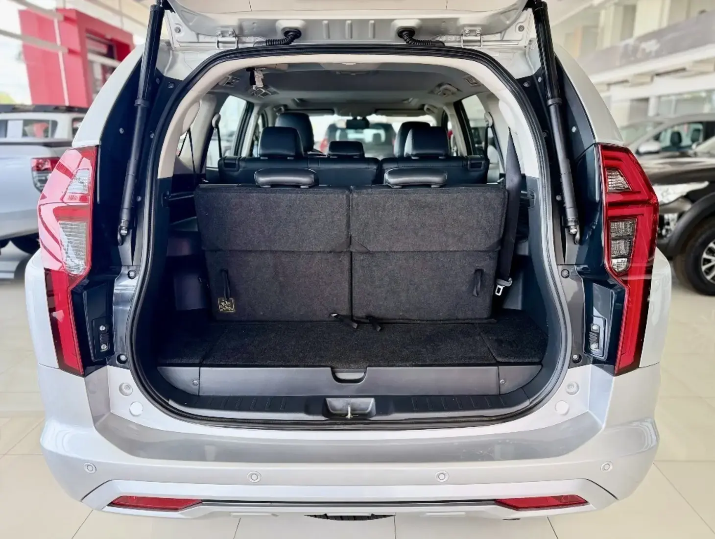 galeria PAJERO SPORT