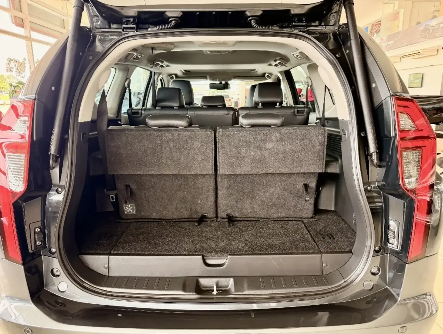 galeria PAJERO SPORT