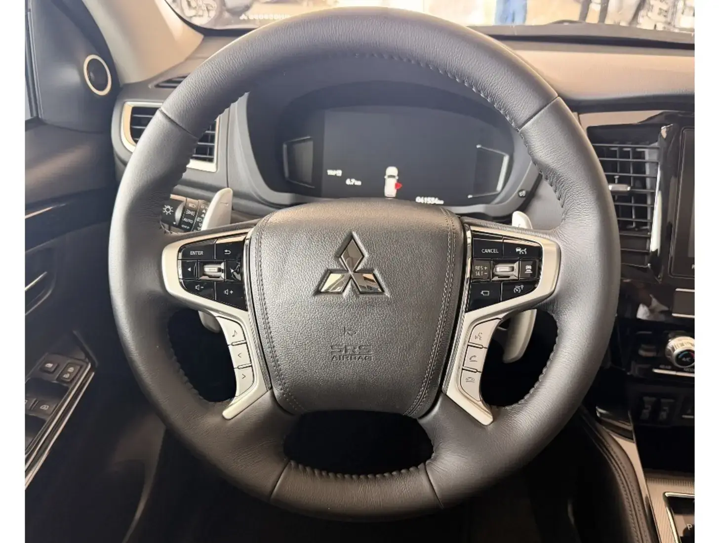 galeria PAJERO SPORT