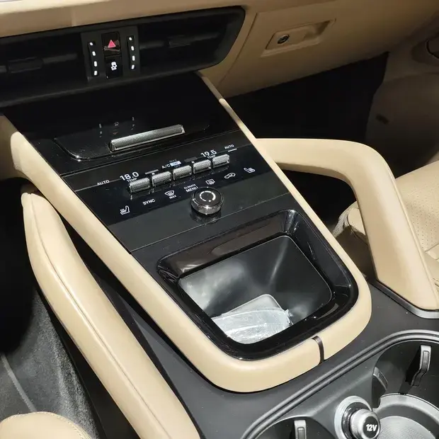 Porsche Cayenne E-Hybrid 3.0