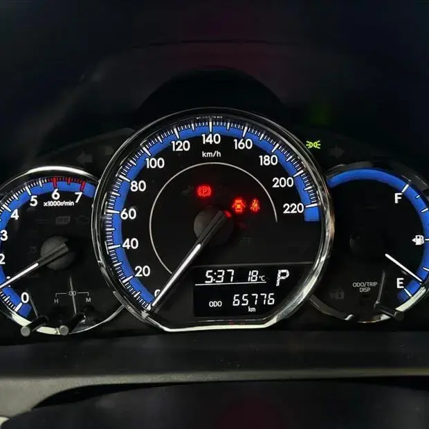 Toyota YARIS 1.3 16V FLEX XL PLUS TECH MULTIDRIVE