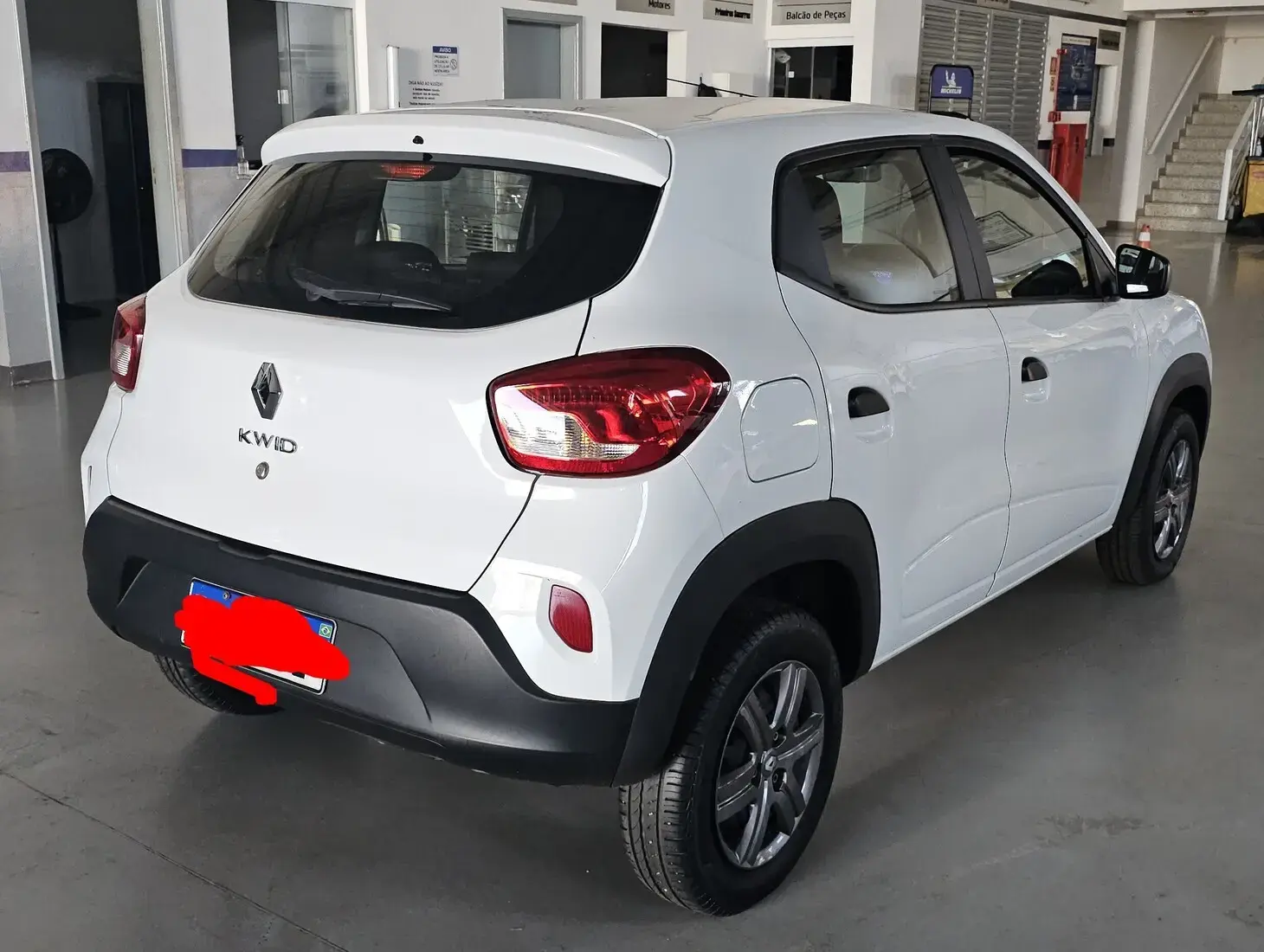 galeria KWID 1.0 MANUAL