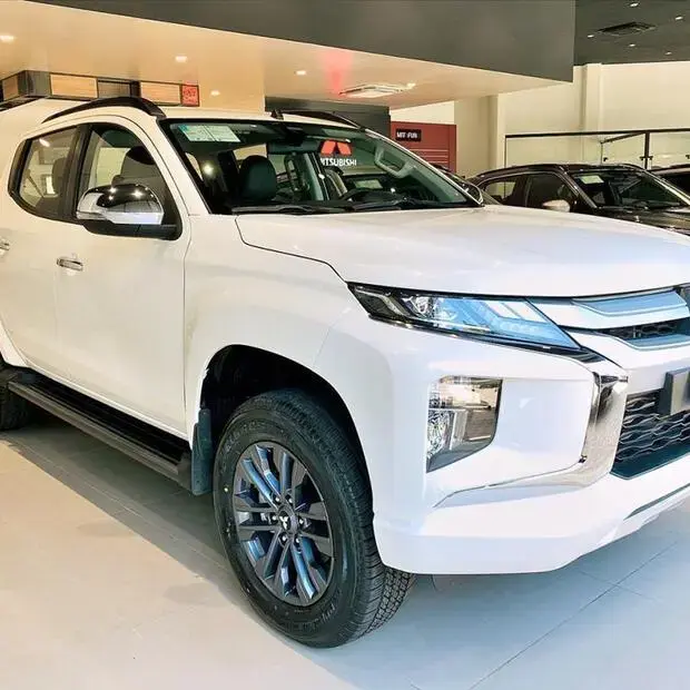 Mitsubishi L200 TRITON 2.4 16V TURBO DIESEL SPORT HPE CD 4P 4X4 AUTOMÁTICO