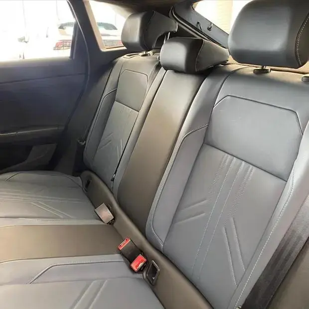 Volkswagen NIVUS 1.0 200 TSI TOTAL FLEX HIGHLINE AUTOMÁTICO