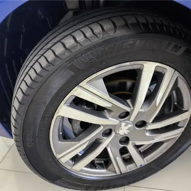 Peugeot 208 1.6 16V FLEX GRIFFE AT6