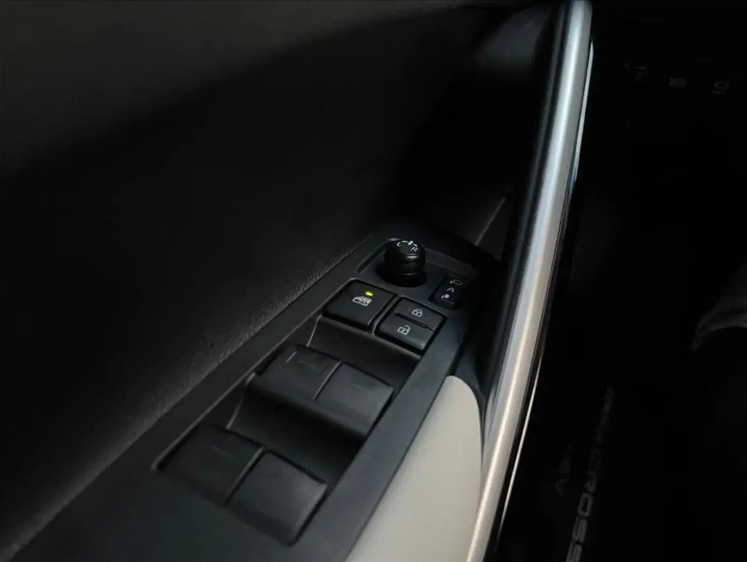 galeria COROLLA CROSS