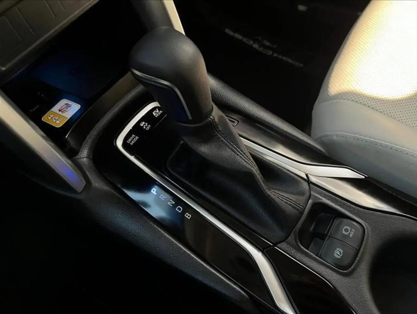 galeria COROLLA CROSS