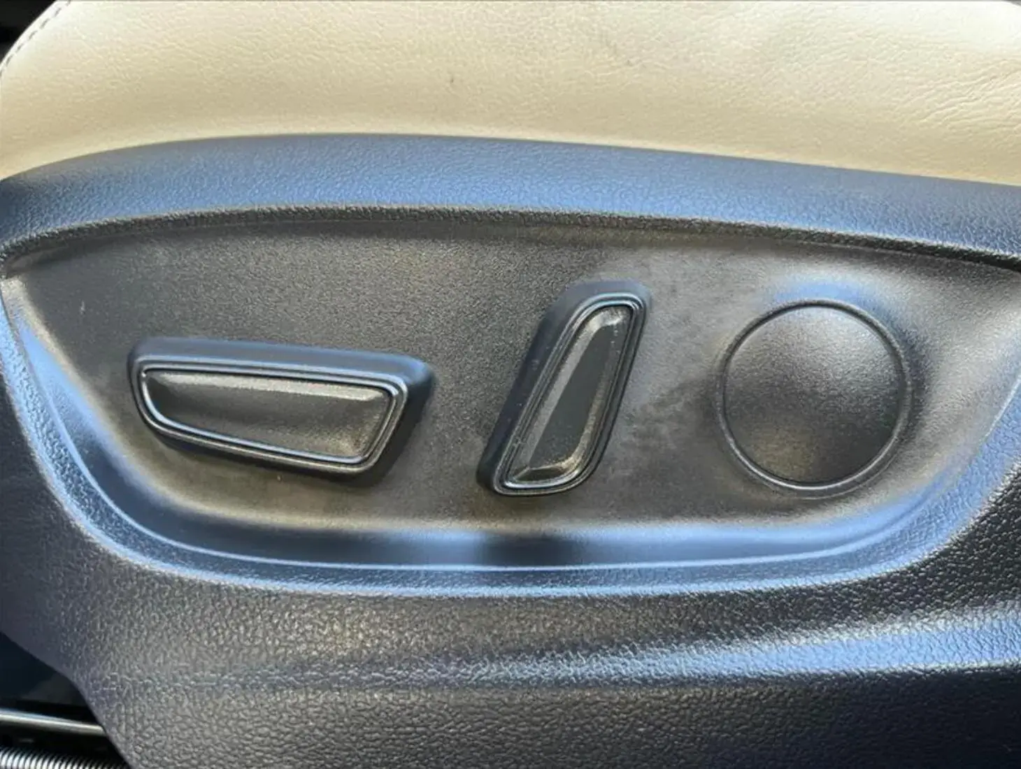 galeria COROLLA CROSS