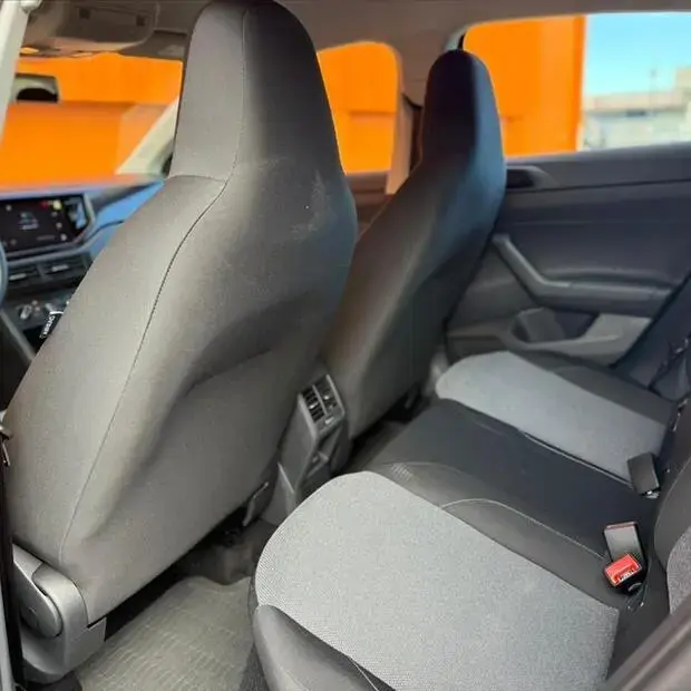 Volkswagen POLO 1.0 MPI MANUAL