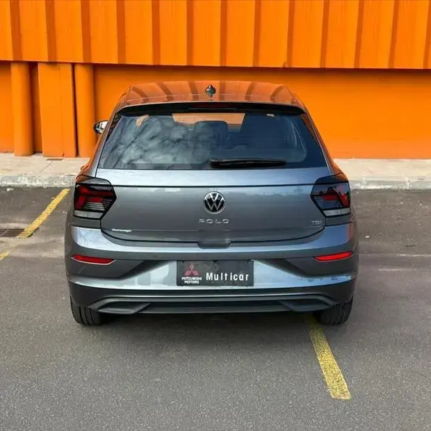 Volkswagen POLO 1.0 MPI MANUAL
