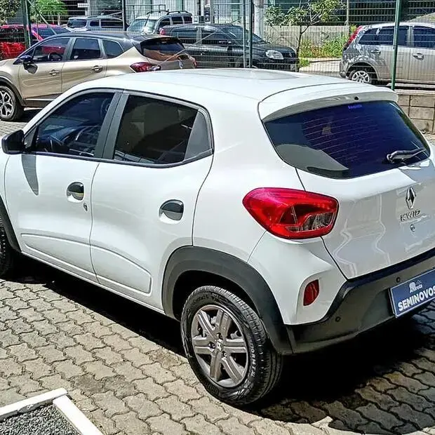Renault KWID 1.0 12V SCE FLEX ZEN MANUAL