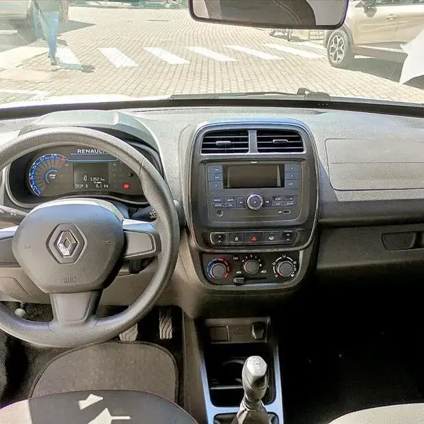 Renault KWID 1.0 12V SCE FLEX ZEN MANUAL