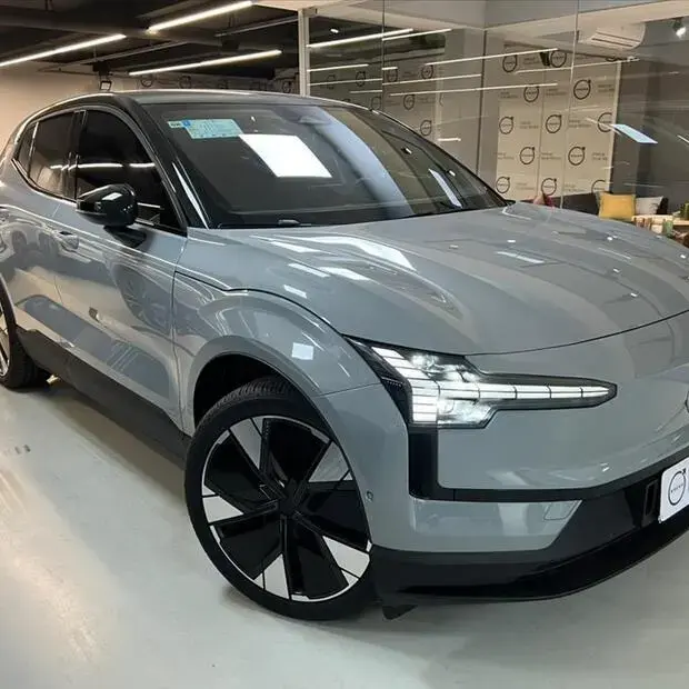 Volvo EX30 69 KW ELÉTRICO ULTRA