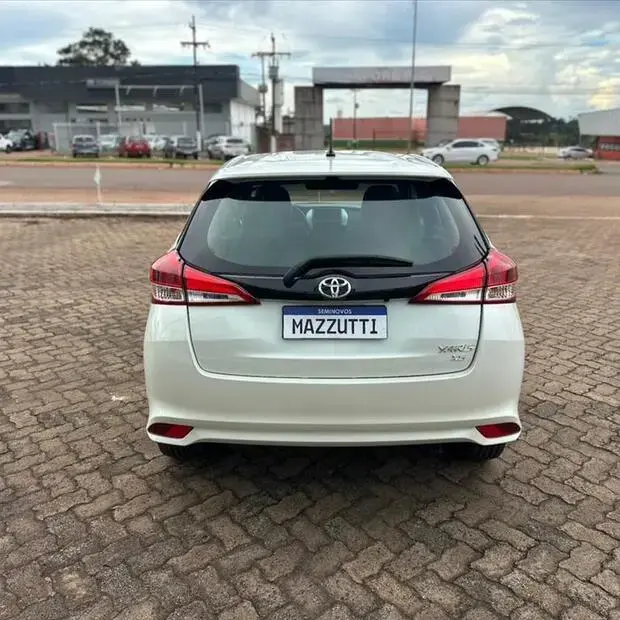 Toyota YARIS 1.5 16V FLEX XL PLUS CONNECT MULTIDRIVE