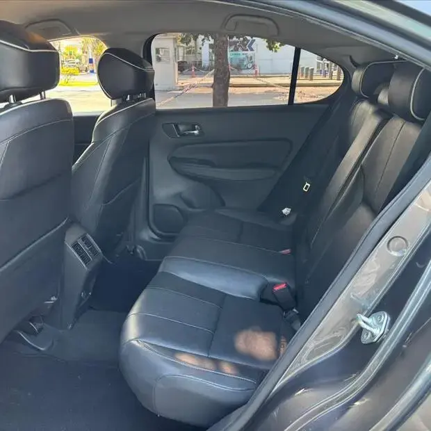 Honda CITY 1.5 i-VTEC FLEX HATCH TOURING CVT