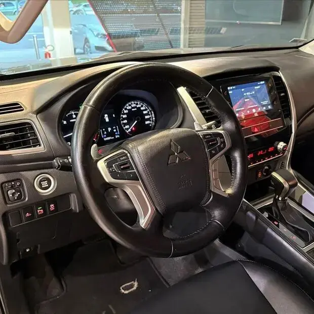 Mitsubishi PAJERO SPORT 2.4 16V MIVEC TURBO DIESEL HPE AWD AUTOMÁTICO