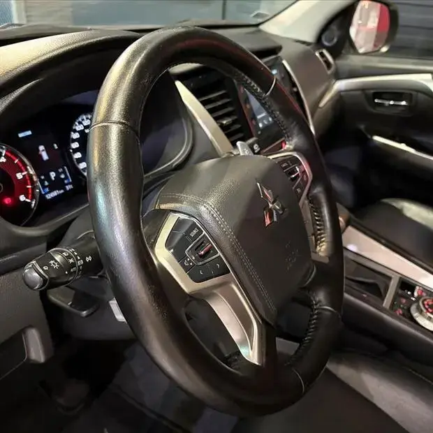 Mitsubishi PAJERO SPORT 2.4 16V MIVEC TURBO DIESEL HPE AWD AUTOMÁTICO