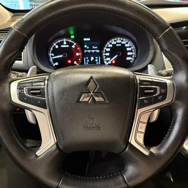 Mitsubishi PAJERO SPORT 2.4 16V MIVEC TURBO DIESEL HPE AWD AUTOMÁTICO