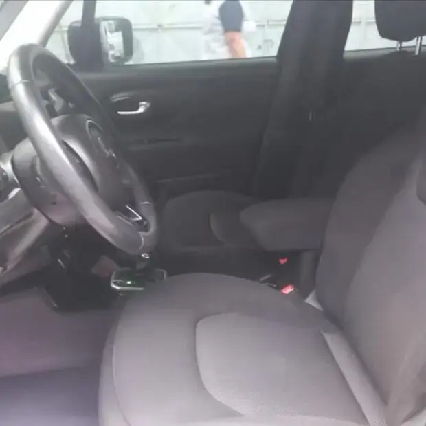 Jeep RENEGADE 1.8 16V FLEX SPORT 4P AUTOMÁTICO