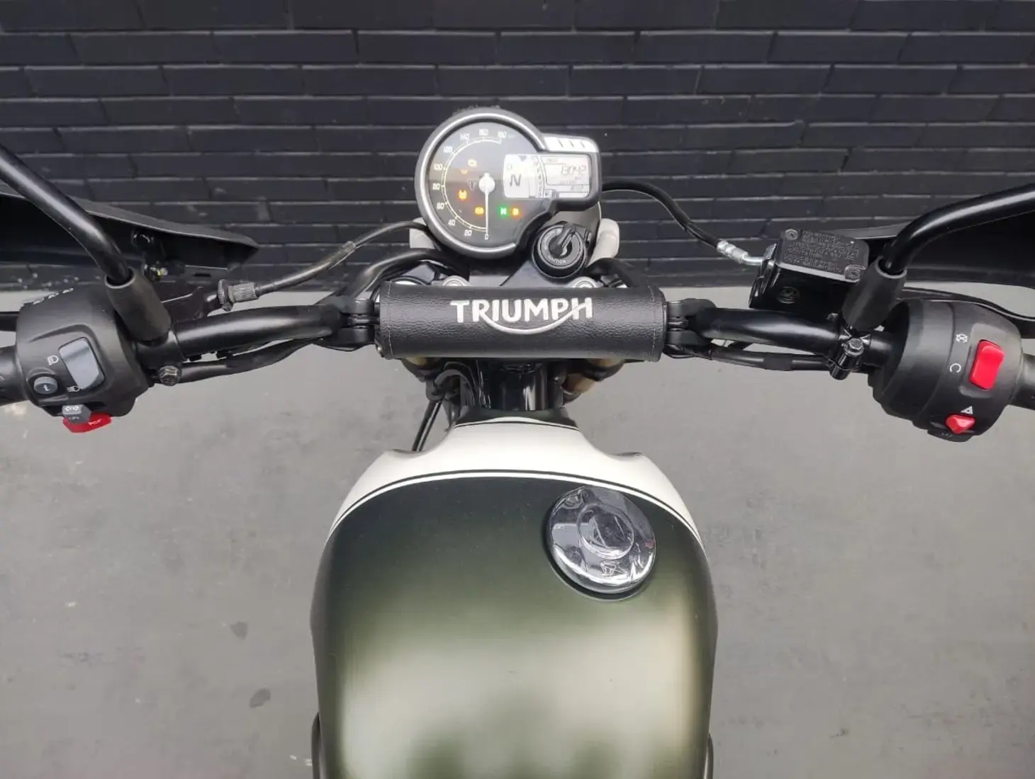 galeria Scrambler 400 X