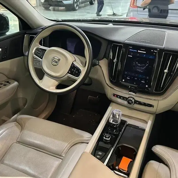 Volvo XC60 2.0 T8 RECHARGE ULTIMATE AWD GEARTRONIC