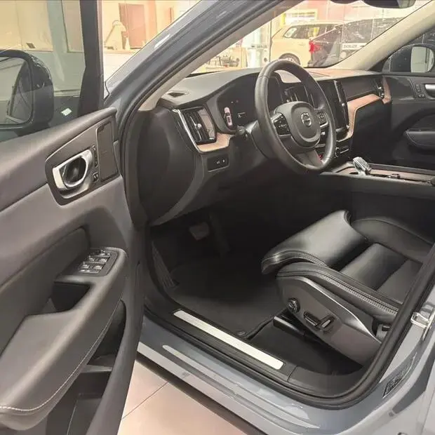Volvo XC60 2.0 T8 RECHARGE ULTIMATE AWD GEARTRONIC