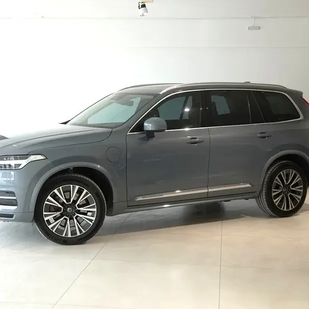 Volvo XC90 2.0 T8 HYBRID MOMENTUM AWD GEARTRONIC