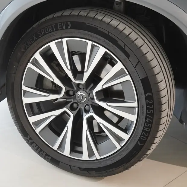 Volvo XC90 2.0 T8 HYBRID MOMENTUM AWD GEARTRONIC