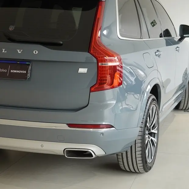 Volvo XC90 2.0 T8 HYBRID MOMENTUM AWD GEARTRONIC