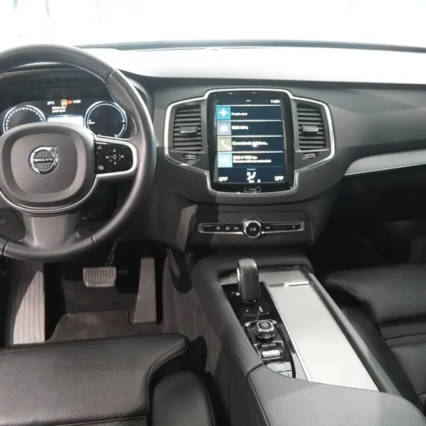 Volvo XC90 2.0 T8 HYBRID MOMENTUM AWD GEARTRONIC