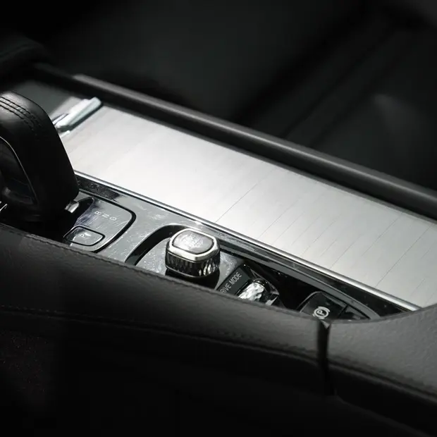 Volvo XC90 2.0 T8 HYBRID MOMENTUM AWD GEARTRONIC