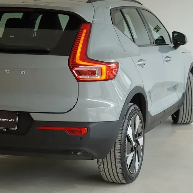 Volvo EX40 P6 RECHARGE ELECTRIC PLUS