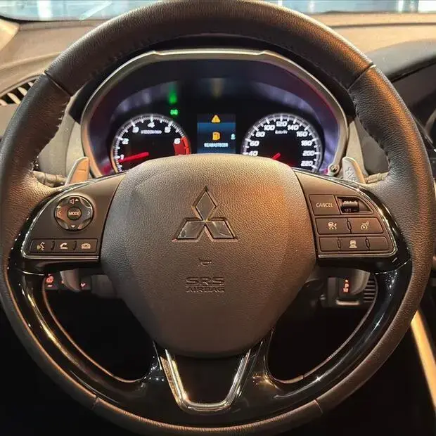 Mitsubishi ECLIPSE CROSS 1.5 MIVEC TURBO GASOLINA HPE-S CVT