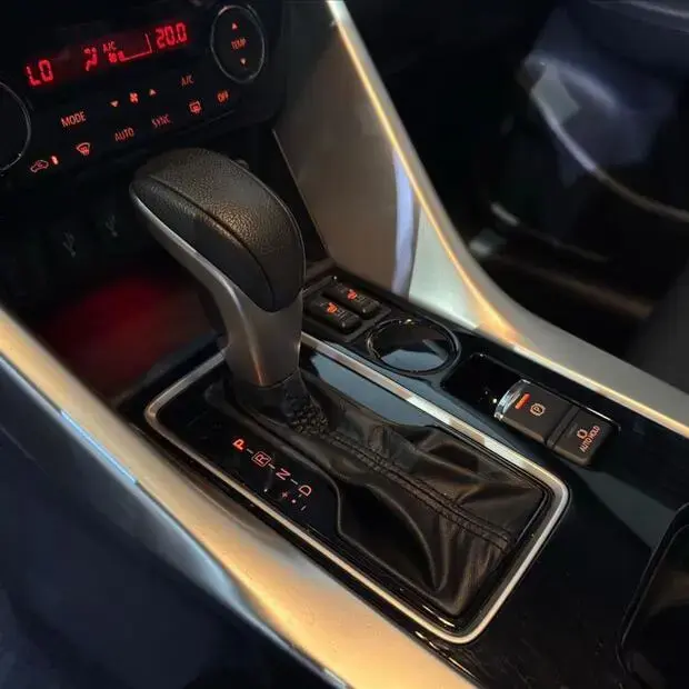 Mitsubishi ECLIPSE CROSS 1.5 MIVEC TURBO GASOLINA HPE-S CVT