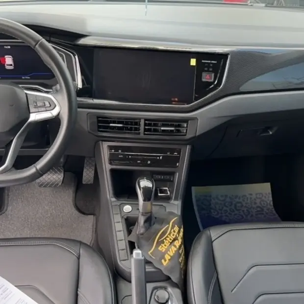 Volkswagen POLO 1.0 170 TSI HIGHLINE AUTOMÁTICO