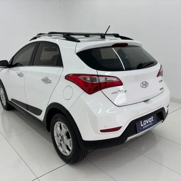 Hyundai HB20X 1.6 16V PREMIUM FLEX 4P AUTOMÁTICO