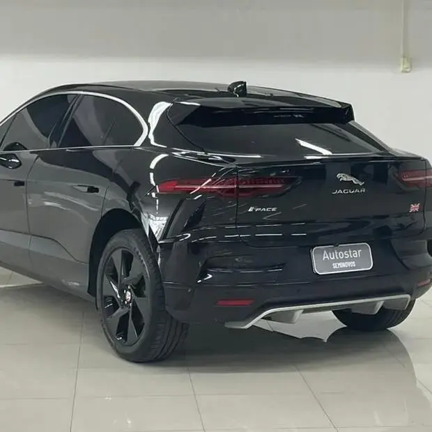 Jaguar I-Pace SE EV400 AWD Aut. (Elétrico)