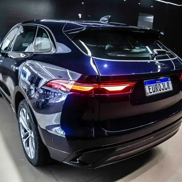 Jaguar F-Pace 2.0 R-Dynamic SE 404cv (Híbrido)