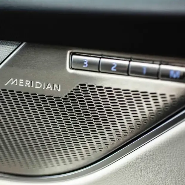 Jaguar F-Pace 2.0 R-Dynamic SE 404cv (Híbrido)