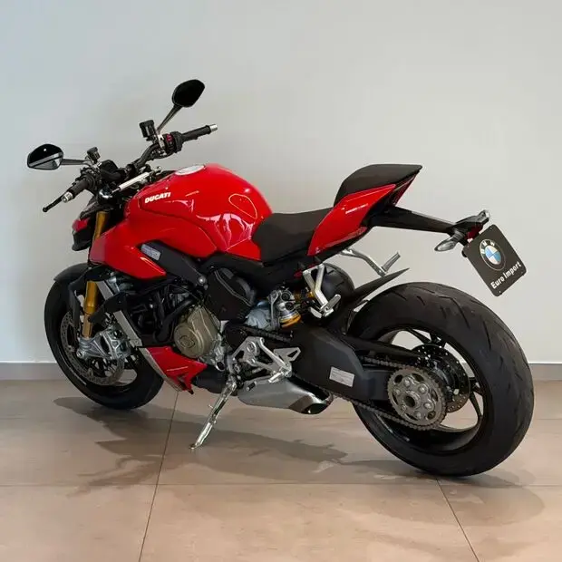 Ducati Streetfighter V4 S