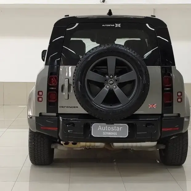 Land Rover Defender 110 X-DY HSE D350 AT (Híb.)