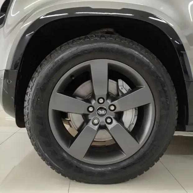 Land Rover Defender 110 X-DY HSE D350 AT (Híb.)