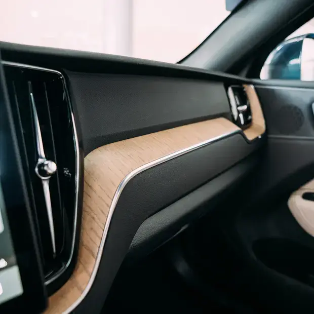 Volvo XC60 Plus PHEV