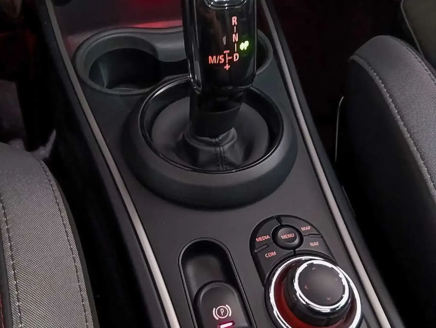 galeria Cooper Countryman